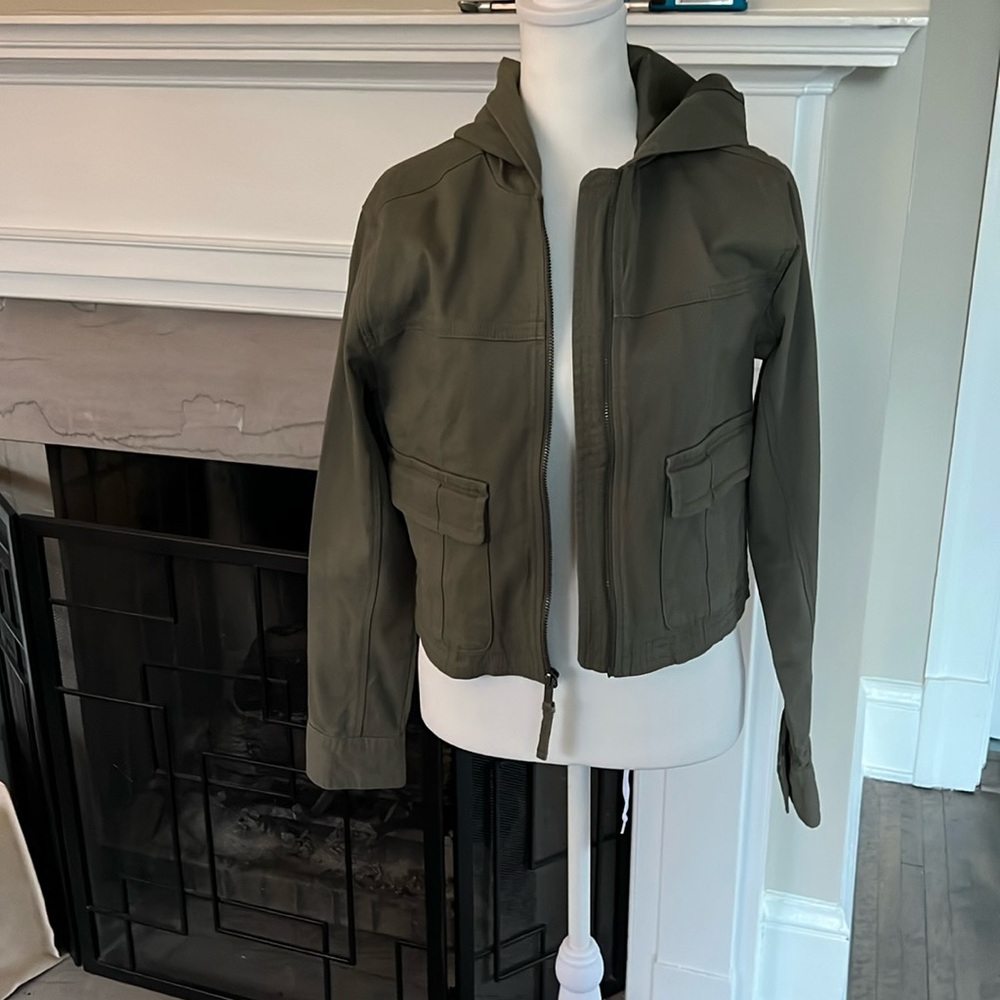 Holister hooded jacket like new size xs